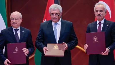 مذكرة تفاهم بين سوريا والأردن وتركيا لتطوير النقل والربط اللوجستي