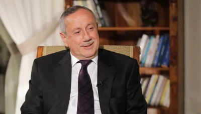 محكمة باريس تصدر حكماً غيابياً بسجن فراس طلاس في قضية “لافارج”