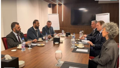 مباحثات سورية فرنسية حول دمج "قسد" ودعم الاستقرار