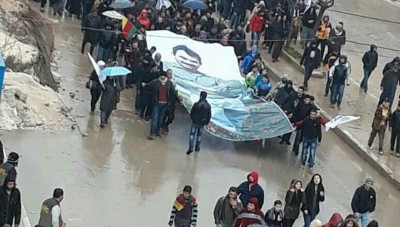 عائلة كردية تجبر " ب ي د" على تسريح أبنائِها بالقوة في القامشلي