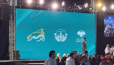 محافظ دير الزور يعلن خطط إنفاق أموال حملة “دير العز”