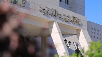 سوريا تدين الغارات الإسرائيلية على حمص واللاذقية وتدعو مجلس الأمن للتحرك