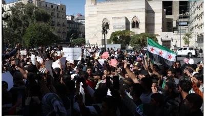أكبرها بدمشق ..  مظاهرات بمدن سورية ضد "قسد" دعماً للجزيرة السورية