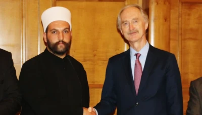 وفد مضافة الكرامة يلتقي المبعوث الأممي لسوريا ويؤكد رفضه المحاصصة
