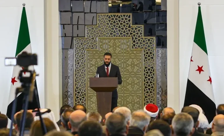 دمشق: الإعلان الدستوري وثيقة انتقالية وليس بديلاً عن الدستور الدائم