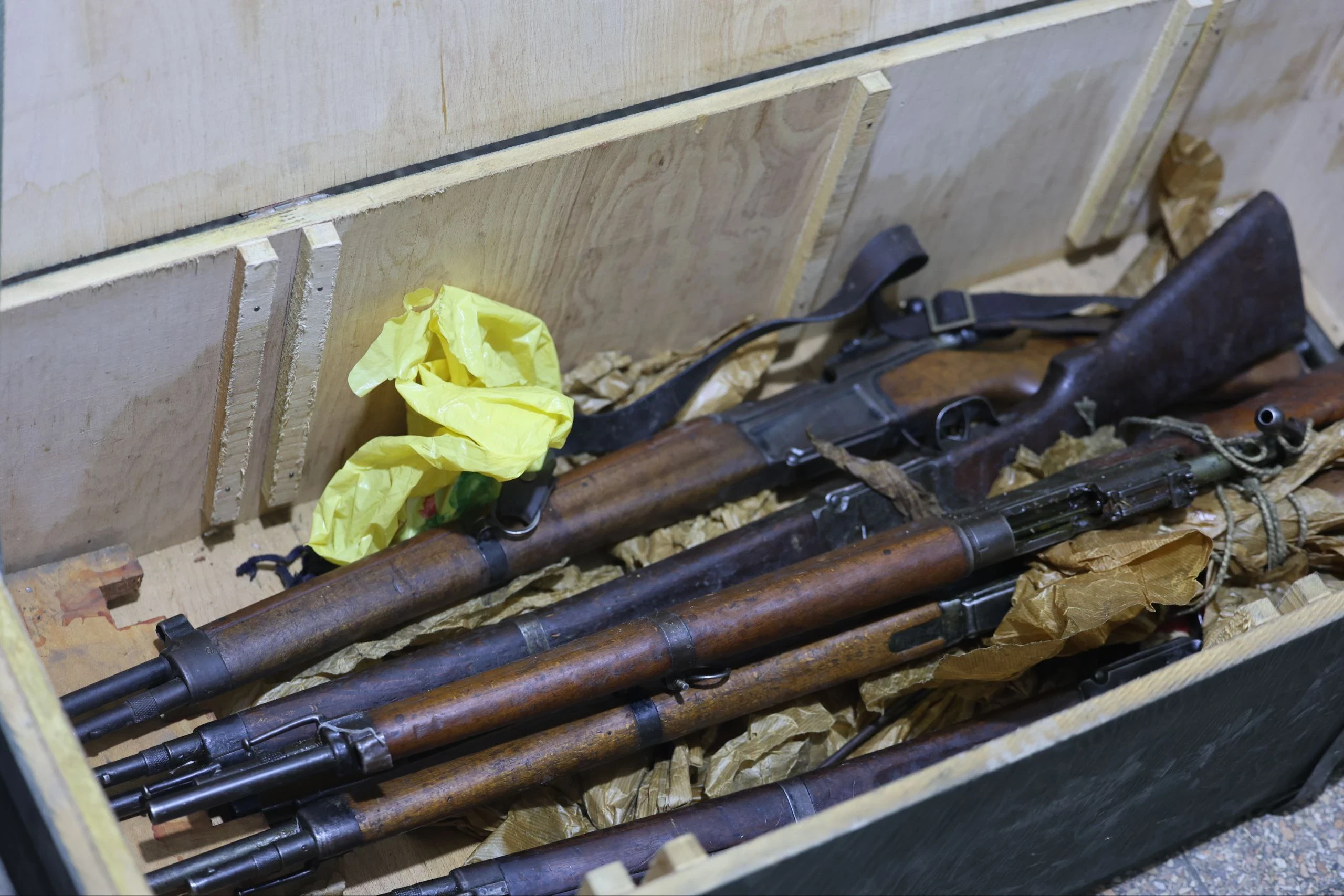 المتحف الوطني بدمشق..الداخلية تسترد 24 قطعة سلاح أثرية مسروقة