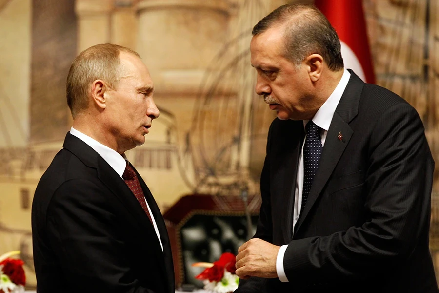 أردوغان وبوتين يؤكدان دعم وحدة سوريا ويدعوان لرفع العقوبات