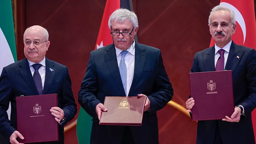 مذكرة تفاهم بين سوريا والأردن وتركيا لتطوير النقل والربط اللوجستي