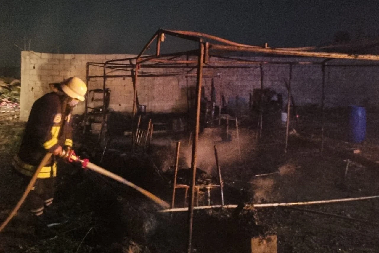 وفاة خمسة أطفال بحريق خيمتين في ريف دمشق