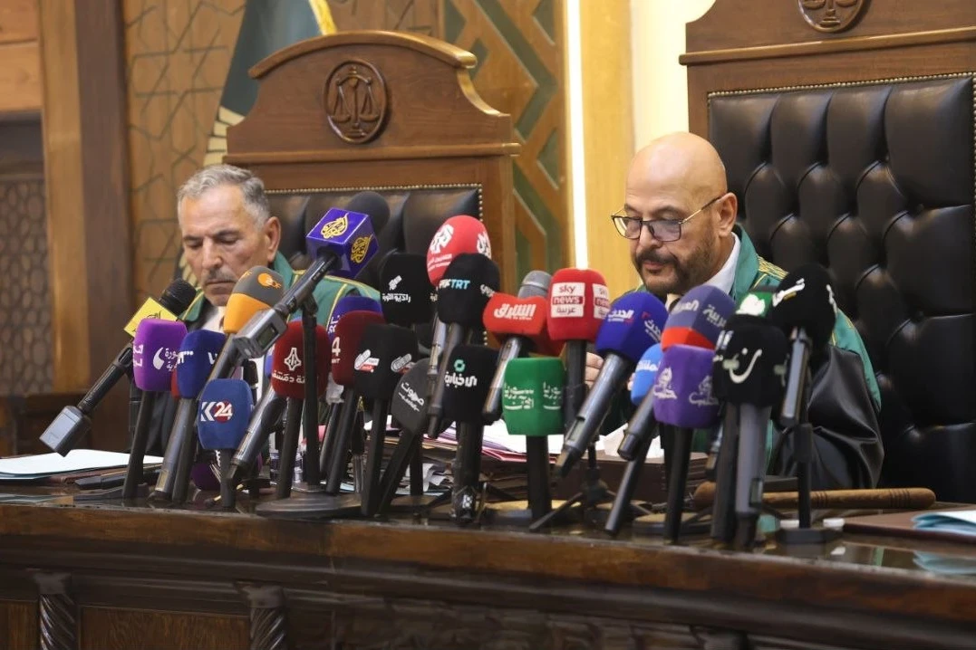 ترأس محاكمة رموز النظام..تعرف على القاضي فخر الدين العريان