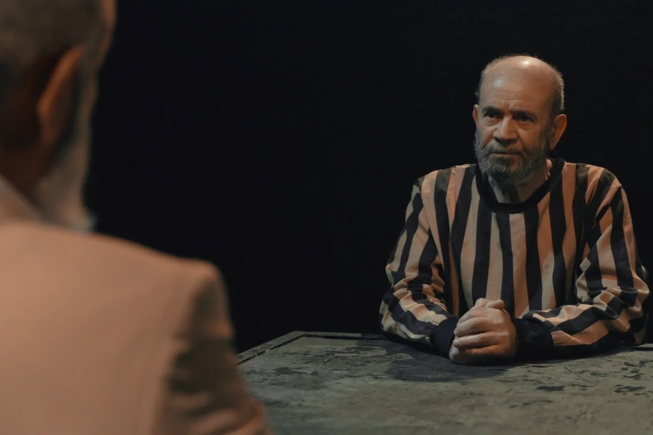 الداخلية السورية تنشر اعترافات طيارين تكشف آلية أوامر القصف الجوي