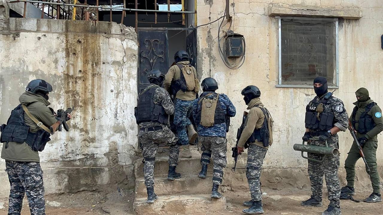 اعتقال ممول لـ "داعش" من أمام دورية للنظام في الحسكة