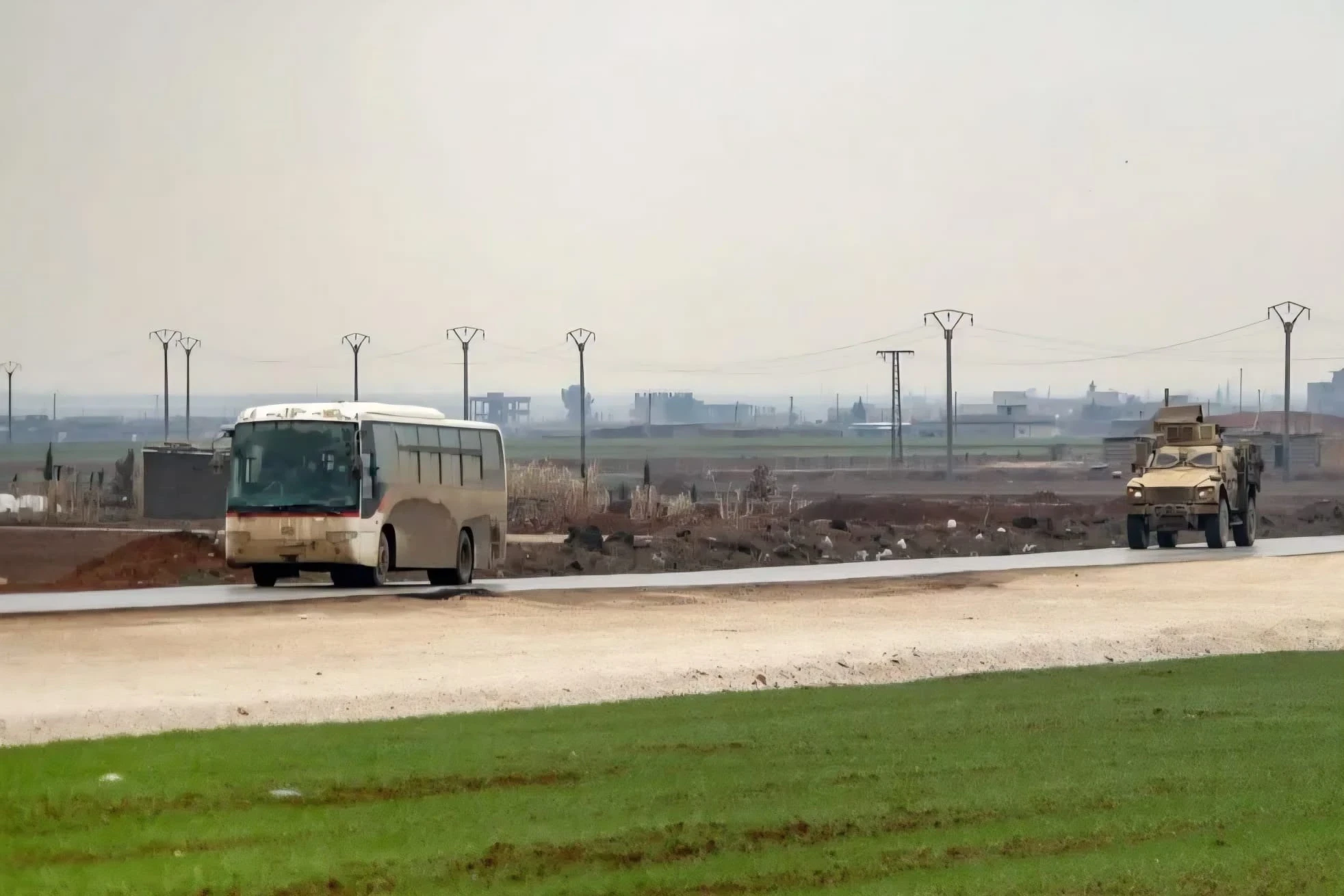 ترحيل دفعة جديدة من معتقلي "داعــ.ش" من الحسكة إلى العراق