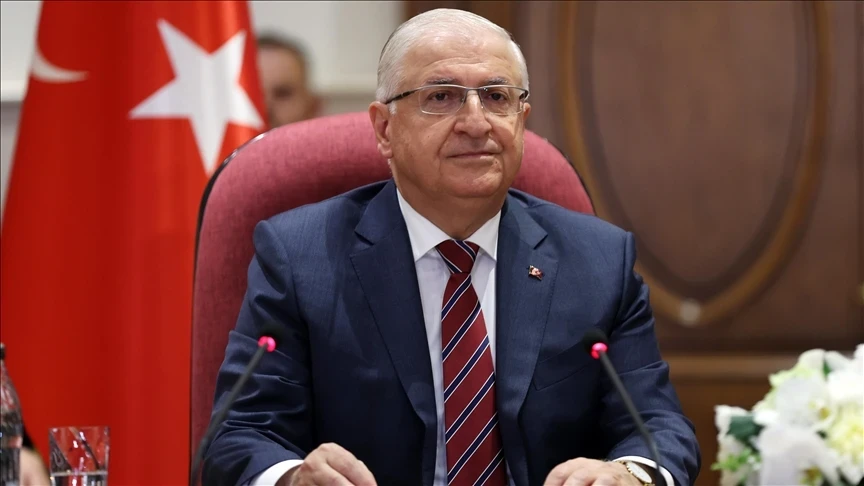 وزير الدفاع التركي: لا نخطط للانسحاب الفوري من سوريا