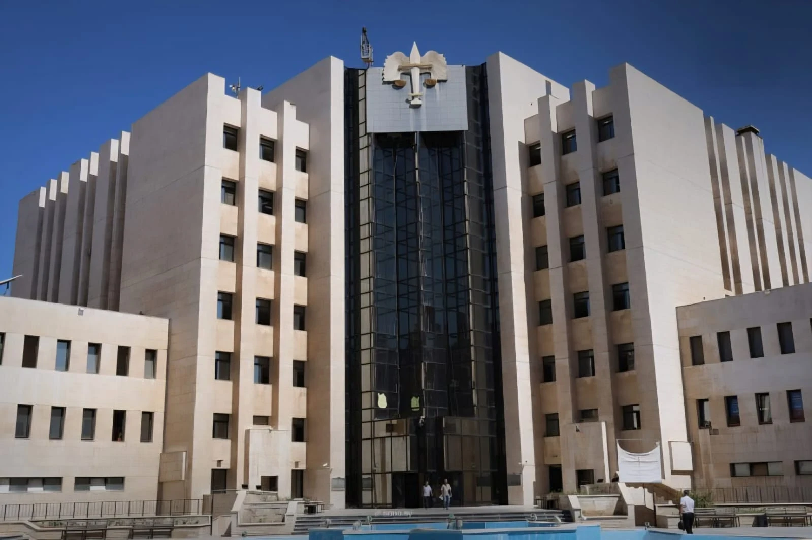 وزارة العدل تحذر من استغلال حرية التعبير لتهديد وحدة سوريا