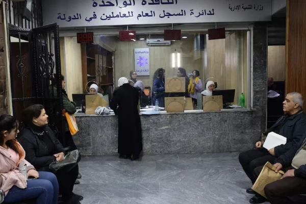 رغم التحديات الإدارية.. معلمو الحسكة المفصولون يدخلون قوائم العودة إلى الخدمة
