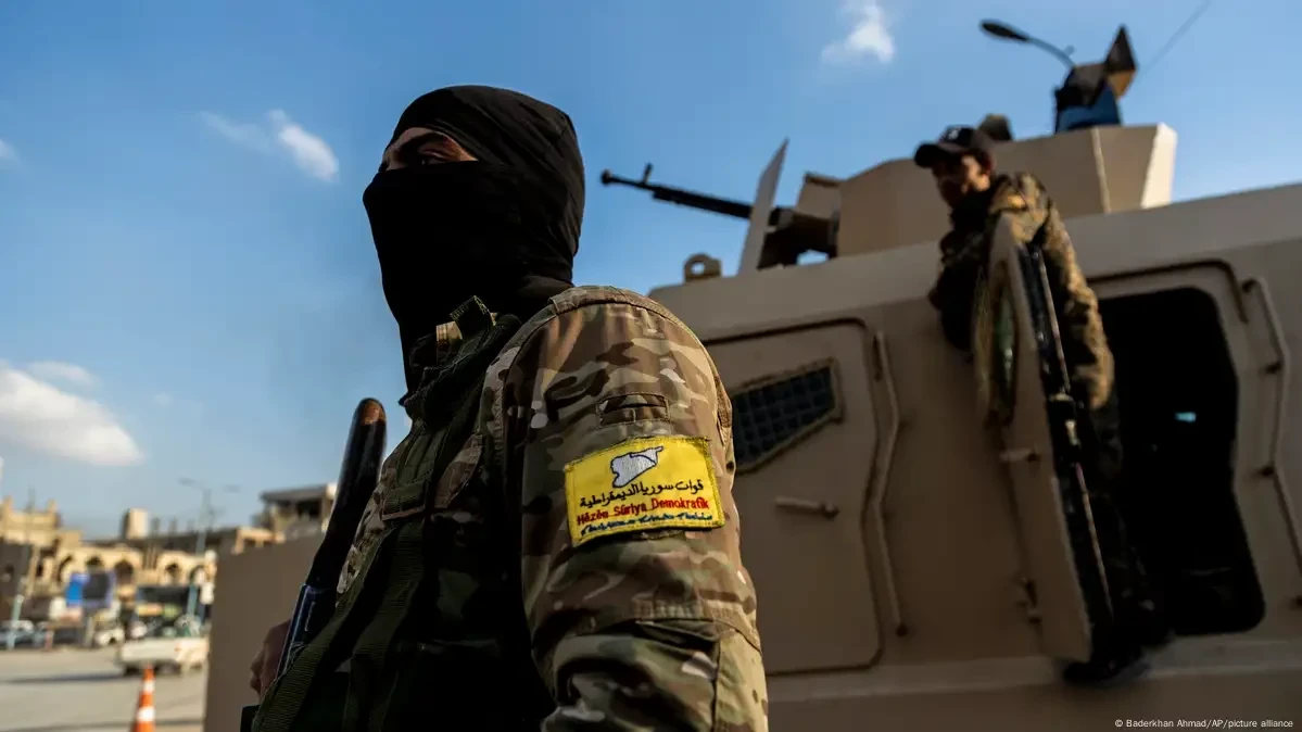 الدفاع السورية: "قسد" خرقت وقف إطلاق النار في حلب