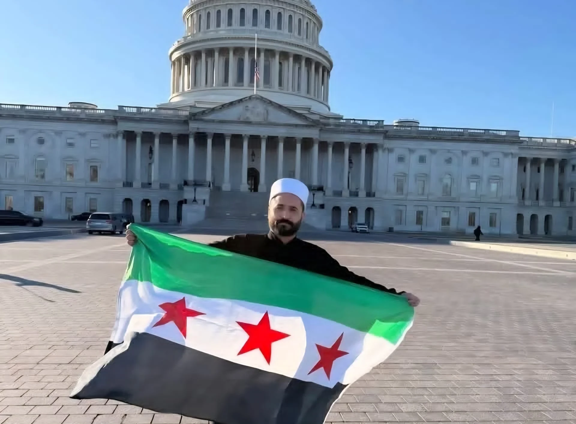 سليمان عبد الباقي من واشنطن: الهجري يبيع الوهم لأتباعه