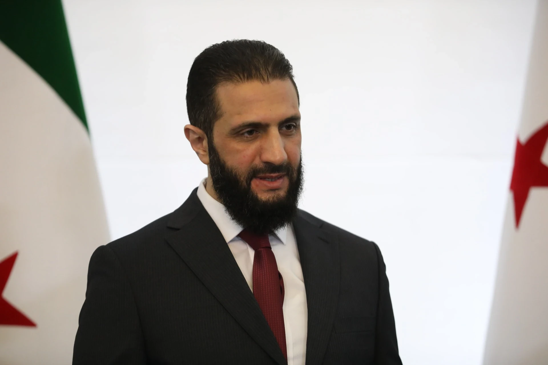 دول أوروبية تراقب الحكومة السورية..وتجتمع بالشيباني في دمشق