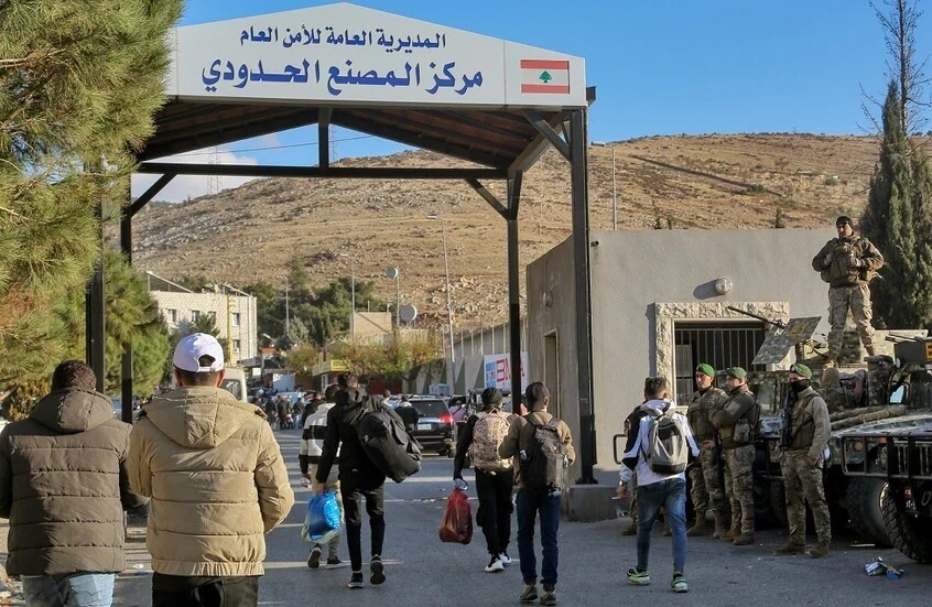 لبنان: اقتراح قانون حظر تحويل الأموال للاجئين السوريين من الخارج