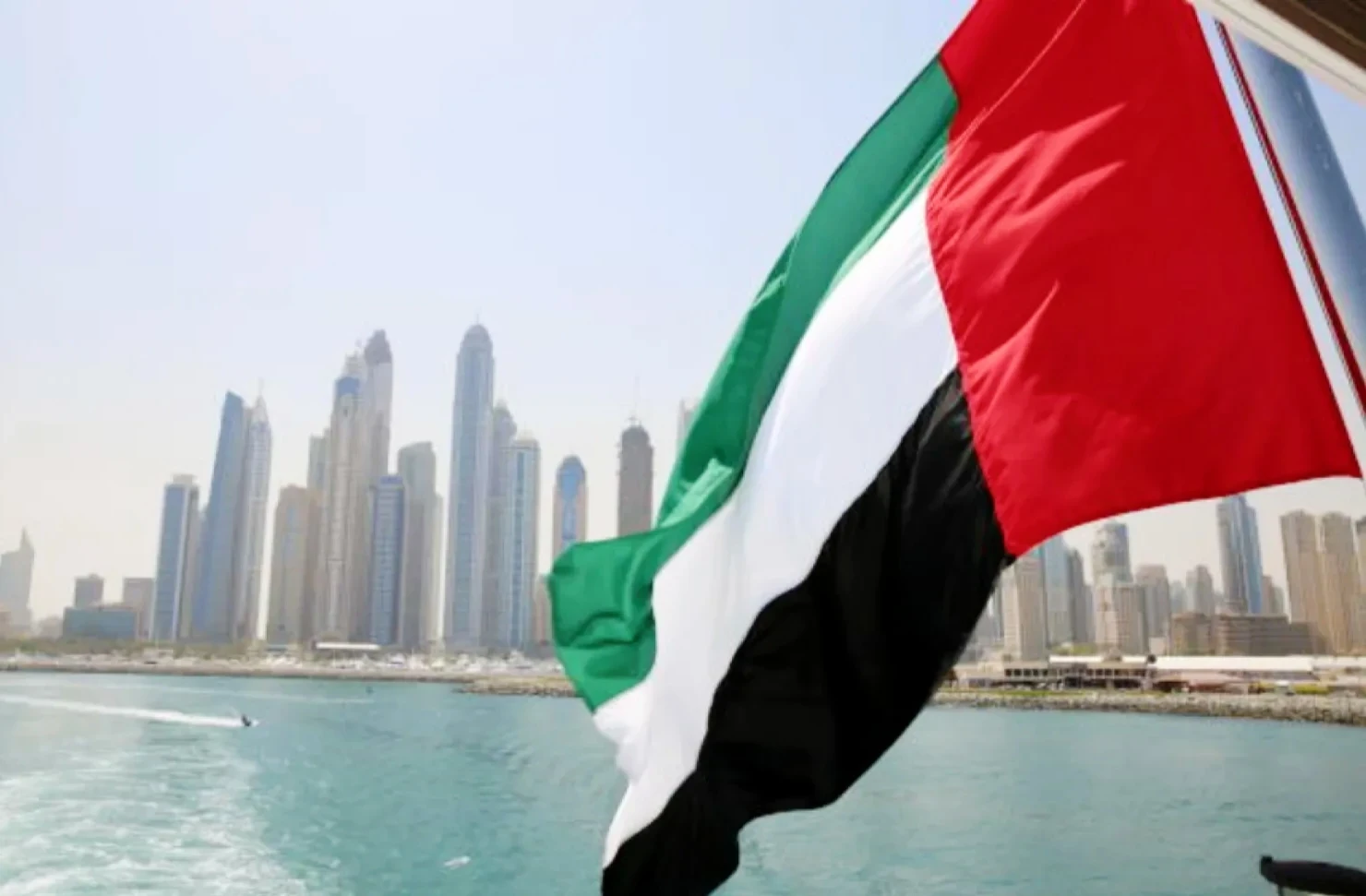 الإمارات ترحب بحكومة سوريا الجديدة