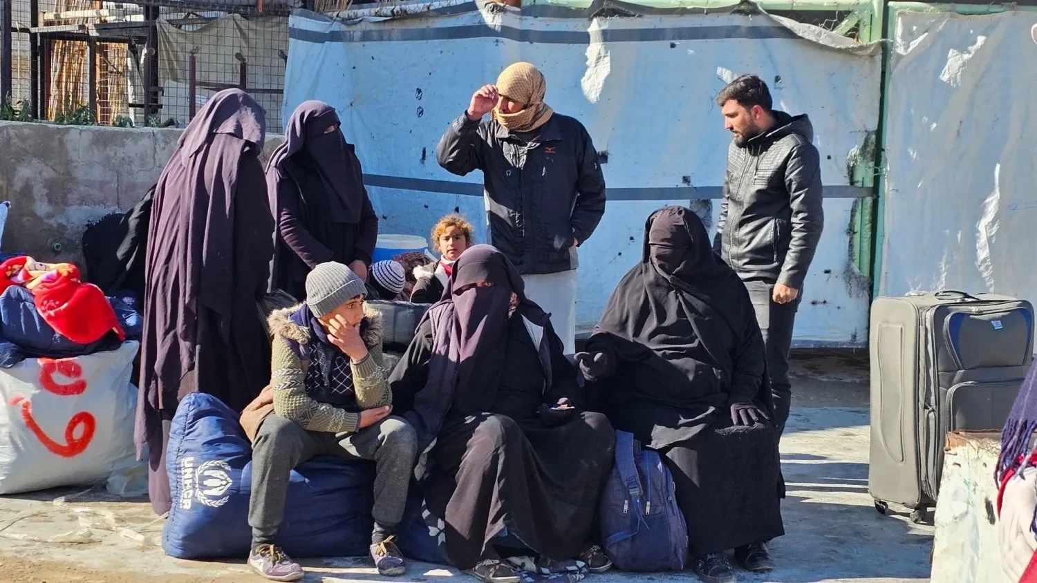 العراق: لا يزال نحو 16 ألف عراقي في مخيم "الهول" بريف الحسكة