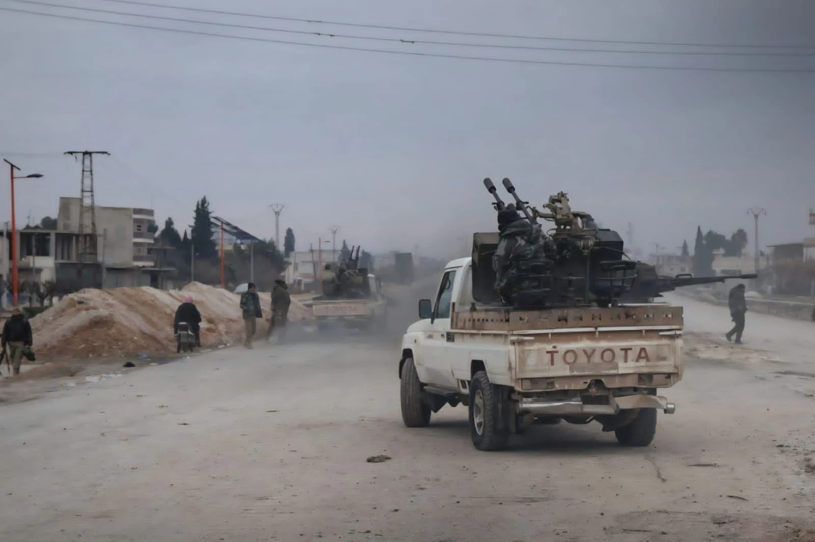 الجيش يعلن مقتل وإصابة جنود باشتباكات مع تنظيم “قسد”