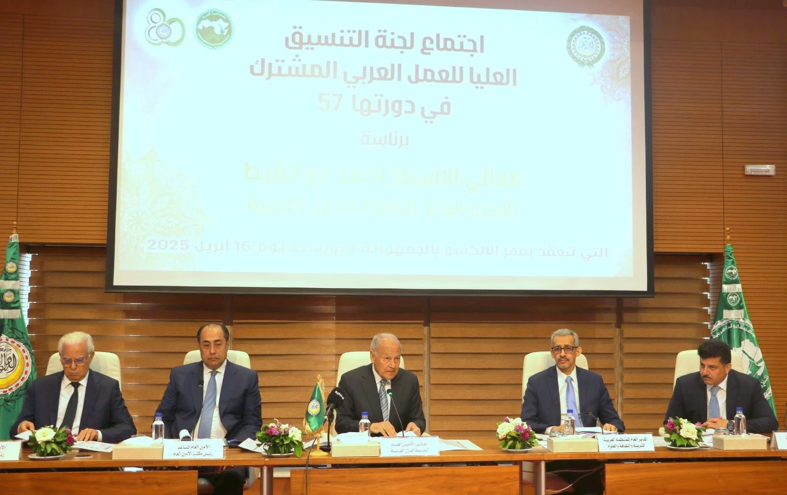 الجامعة العربية: تنسيق عربي لدعم إعادة إعمار سوريا وغزة