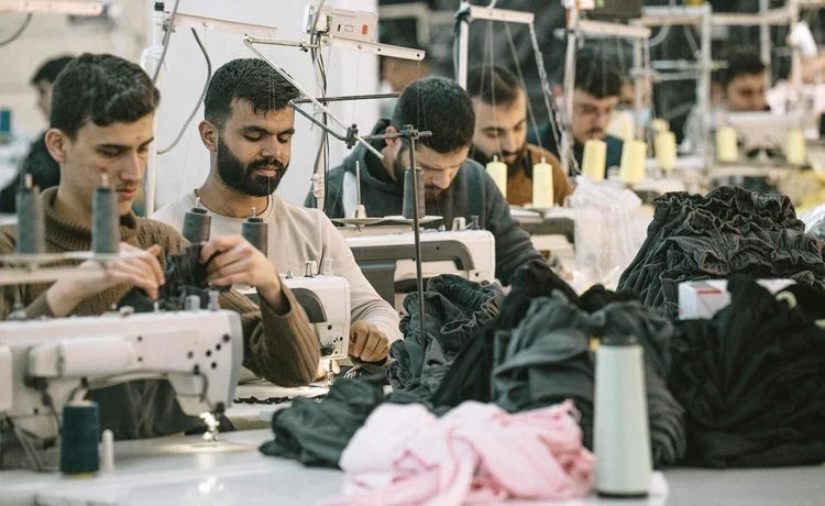 تركيا: عودة السوريين إلى بلادهم تربك قطاع العمل