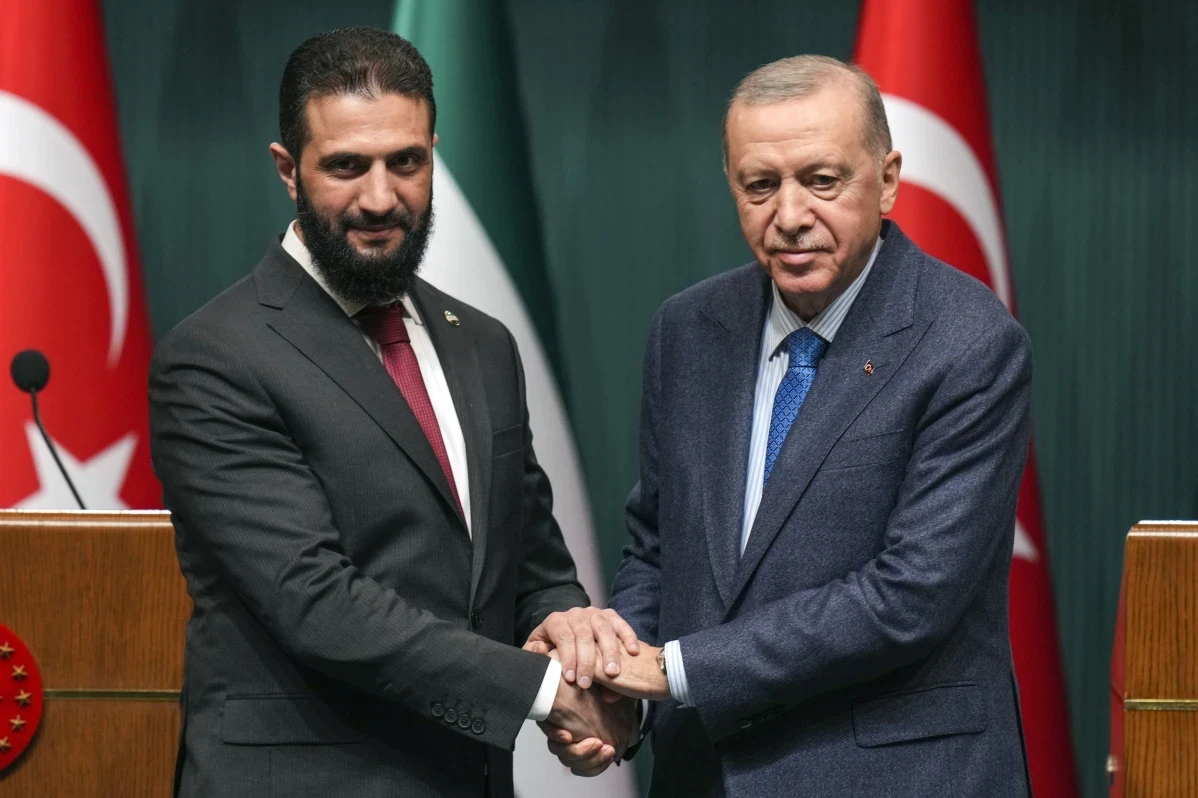 وكالة: سوريا تتحوّل إلى ساحة حرب بالوكالة بين تركيا وإسرائيل