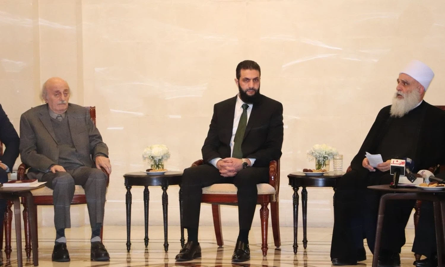 أشرفية صحنايا: "التقدمي الاشتراكي" يعلن التوصل لاتفاق وقف إطلاق النار