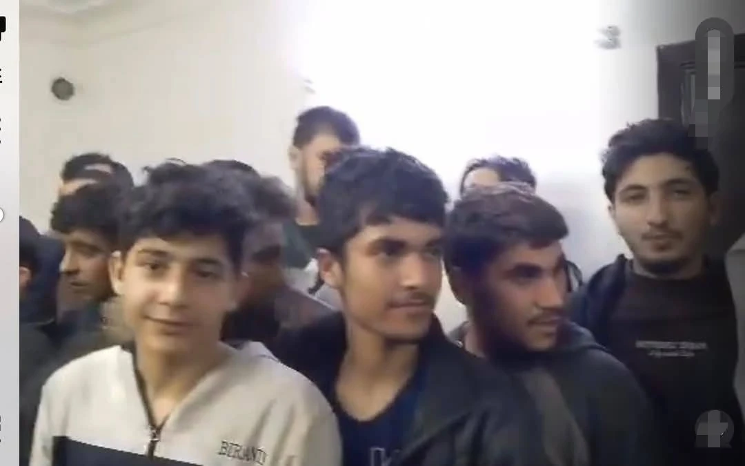 الإفراج عن أطفال اعتُقلوا لرفعهم العلم السوري في الحسكة