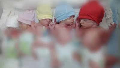 إدلب.. ولادة نادرة لتوأم سداسي في مشفى شفق التخصصي بمدينة معرتمصرين