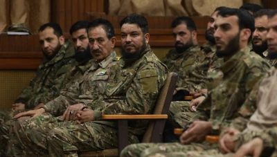 الدفاع السورية تطلق تقييماً شاملاً لآلاف الضباط لإعادة هيكلة الجيش