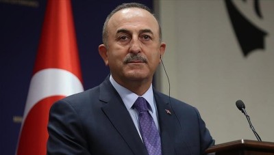 تشاووش أوغلو: لا يصح أن تعيد تركيا كافة السوريين لحاجتها إليهم