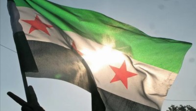 بسبب رفع علم الثورة.."ب ي د" تقتل شاباً وتعتقل شقيقه شرق حلب