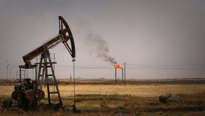 مجهولون يستهدفون خط للنفط في حقل التنك بريف ديرالزور