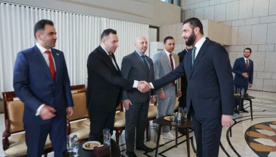 الشرع يبحث مع رجال الأعمال السوريين في الصين سبل دعم الاقتصاد الوطني