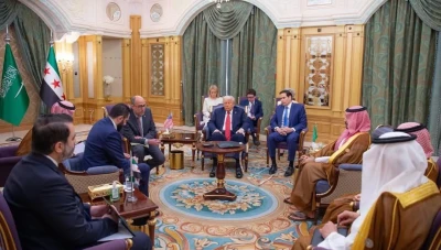 بيان من البيت الأبيض حول لقاء الشرع ترمب في الرياض