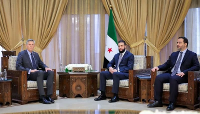 بحث التعاون الثنائي..الرئيس الشرع يستقبل وفدا أمريكيا بدمشق