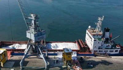 وصول باخرة تحمل 3800 طن من سماد اليوريا إلى مرفأ اللاذقية