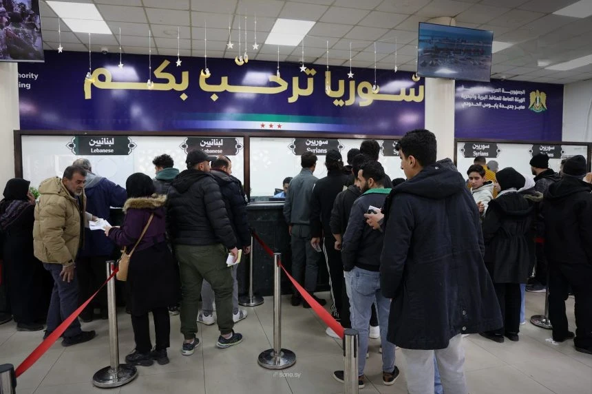 عودة حركة المسافرين في منفذ جديدة يابوس بعد توقف مؤقت إثر إنذار أمني