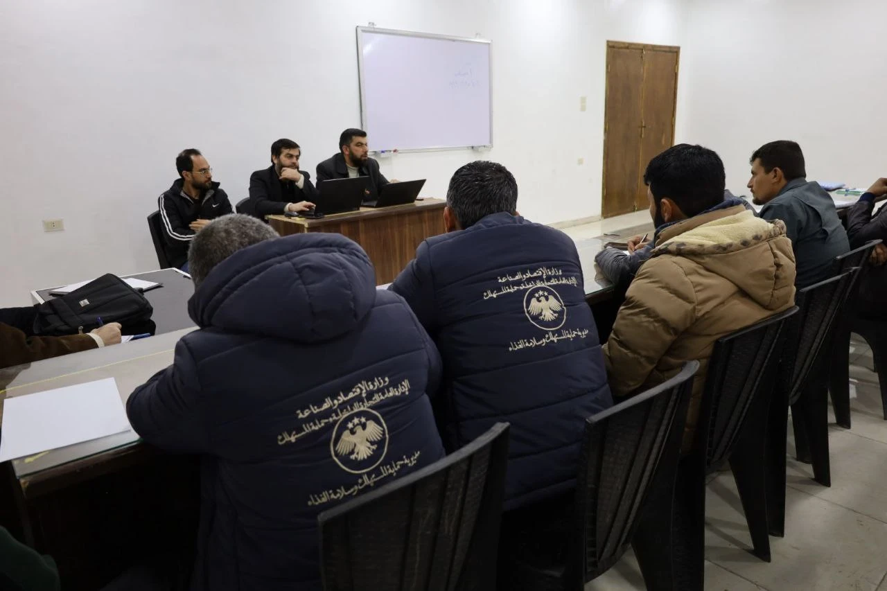 دورة لتأهيل 45 مراقباً تموينياً في الرقة لتعزيز الرقابة على الأسواق