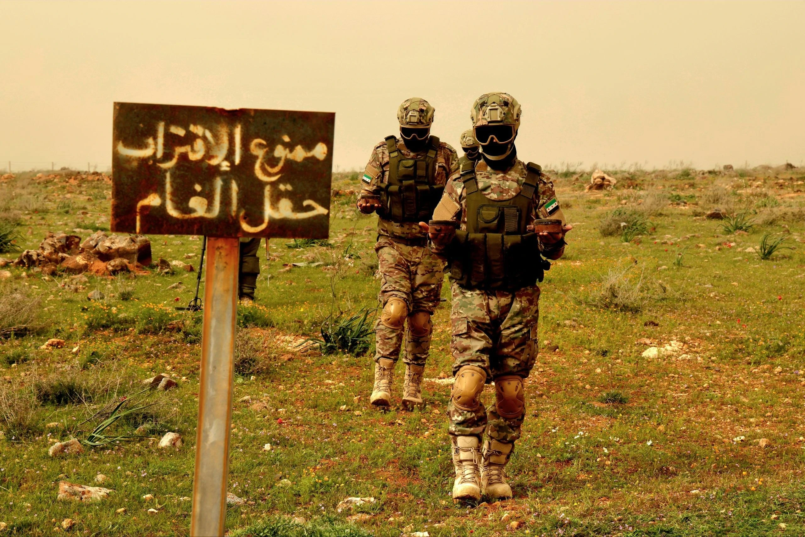 الدفاع السورية: تفكيك أكثر من 110 آلاف لغم ومخلّفات حربية منذ مطلع 2026