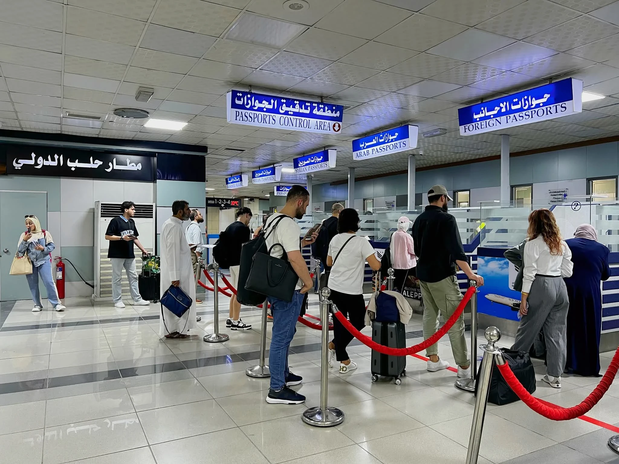 الأجواء السورية تسجل حركة نقل جوي نشطة