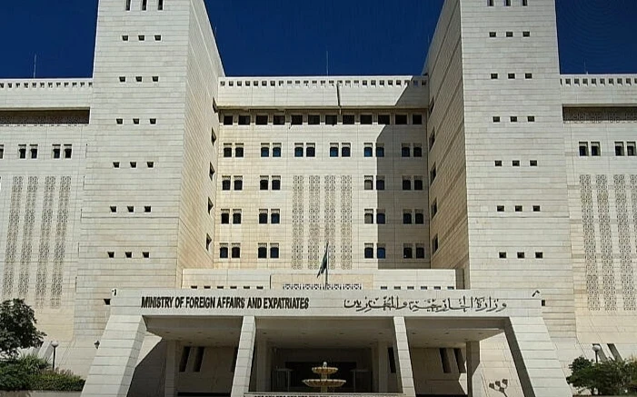 وفد من الخارجية السورية في برلين لرفع مستوى الخدمات القنصلية