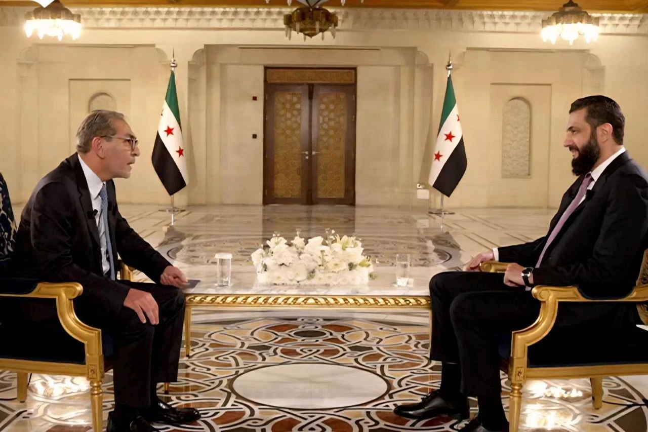 اتحاد الصحفيين يدين امتناع قناة "شمس" عن بث مقابلة الرئيس الشرع