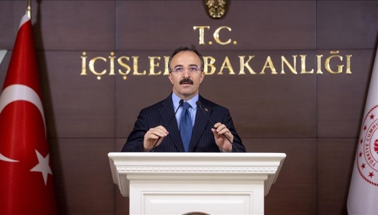 الداخلية التركية: ادعاءات سحب الجنسية من 15 ألف شخص 