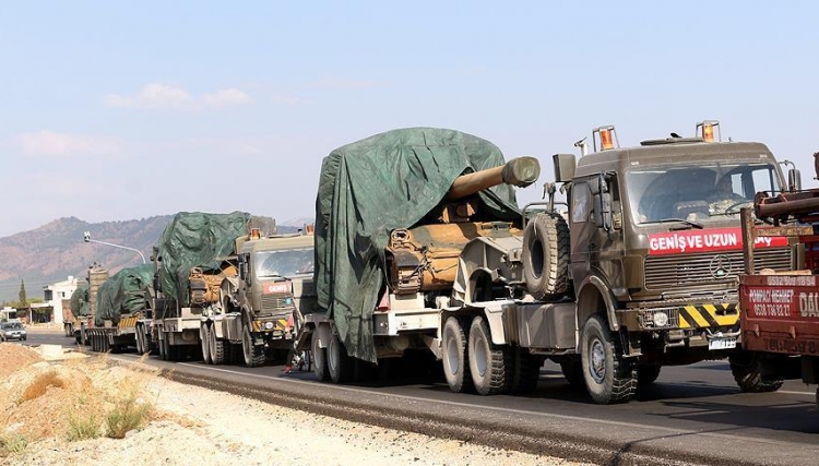على ثلاث دفعات… تعزيزات عسكرية تركية تدخل إدلب