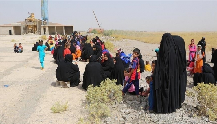 العراق يعلن استعادة 500 عائلة من 